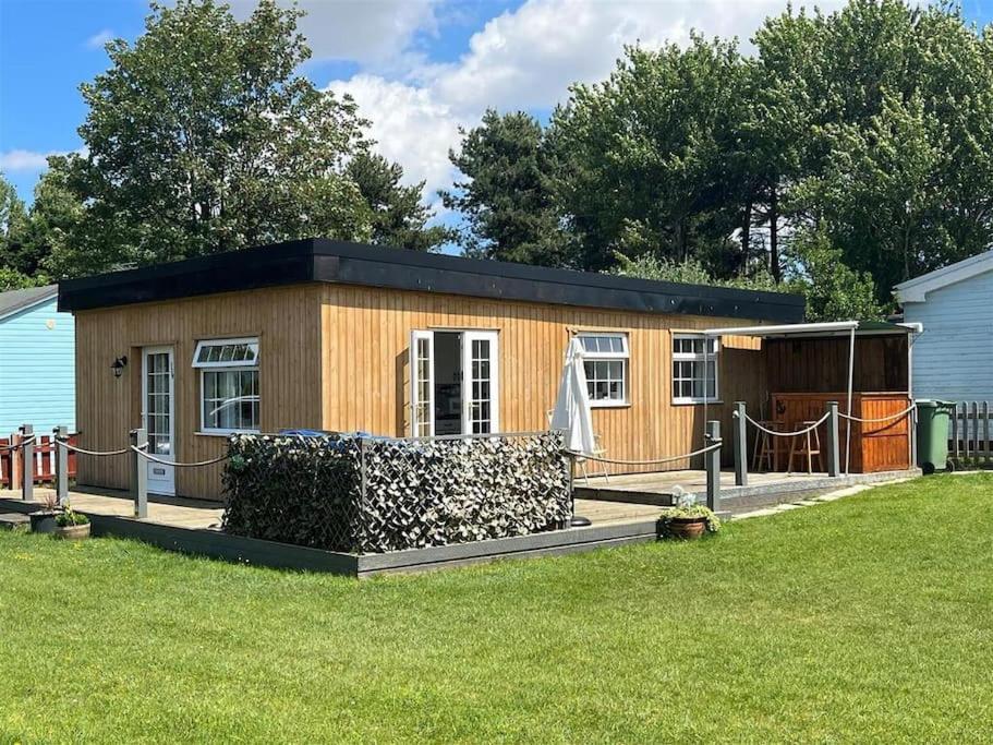The Chalet By Hip Haus Humberston Ngoại thất bức ảnh